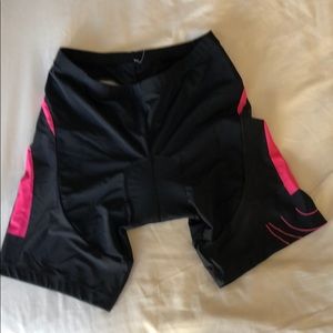 NWT Beroy Padded Bike Shorts
